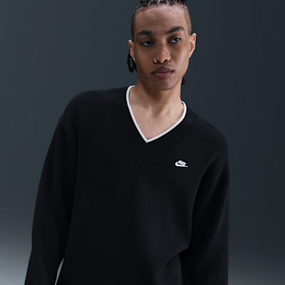 Nike Sportswear Club Men's V-Neck Sweater. Nike.com